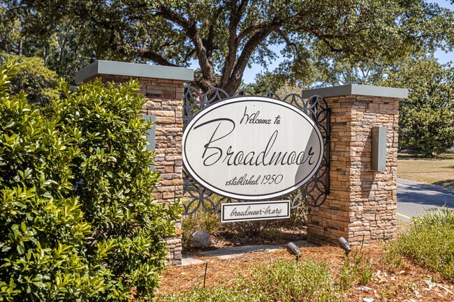 Founded in 1950, Baton Rouge's Broadmoor neighborhood has grown to over 2,000 households.