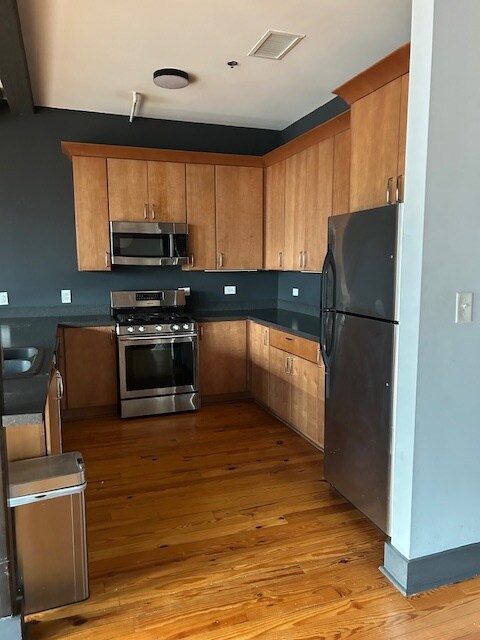 107 E Parrish St, Durham, NC 27701 - photo 2