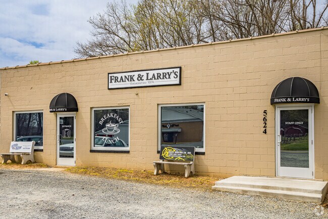 Frank and Larry's has been serving breakfast and lunch in Hodgin Valley since 1974.