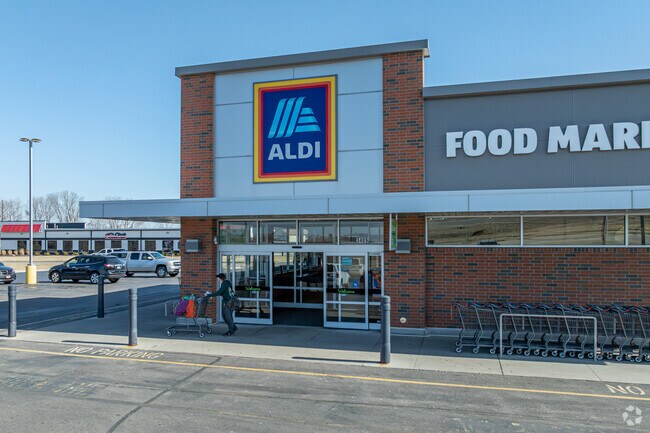 Residents of Sterling can grab their weekly groceries at the local ALDI.