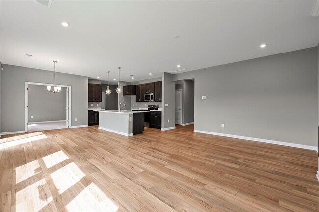 106 Warrior Ct, Hoschton, GA 30548 - photo 7