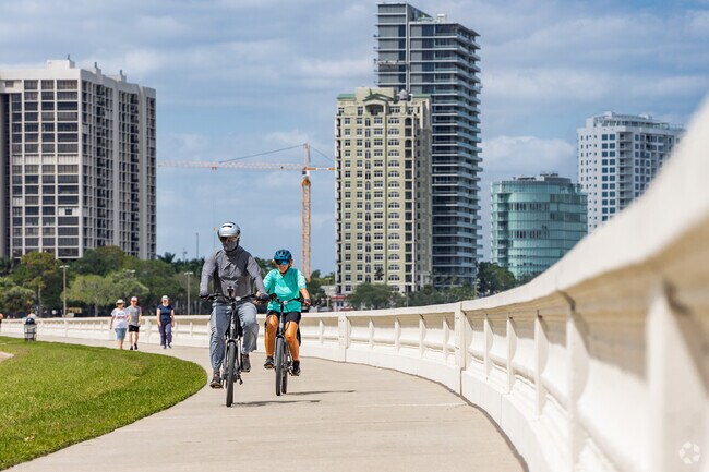 Just North of Interbay is the world famous Bayshore sidewalk where residents ride bikes and jog.