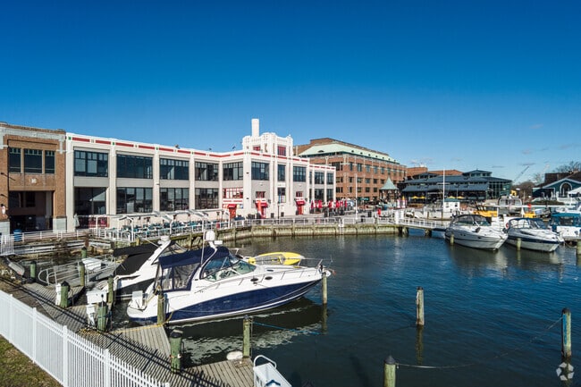 Residents can dock their boats on the waterfront in Oxon Hill.
