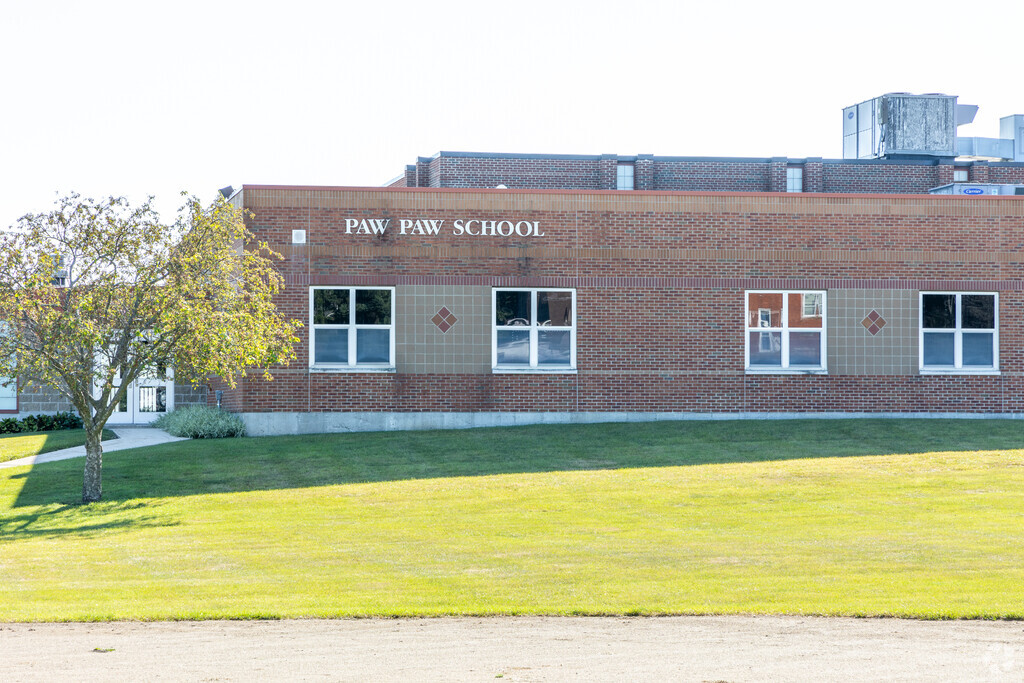 Paw Paw School, located in Paw Paw, IL