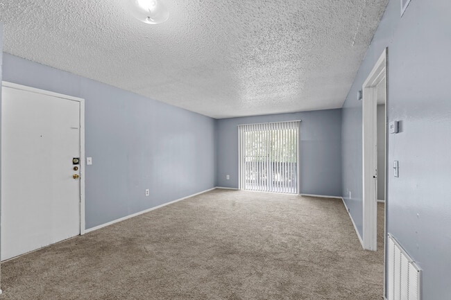 Creekside Apartments, Jackson, MS 39204 - photo 2