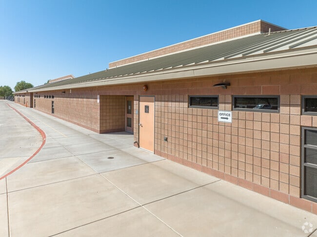 Dr. Gary and Annette Auxier Elementary School