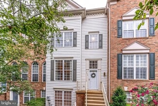 6034 Ricketts Walk, Alexandria, VA 22312