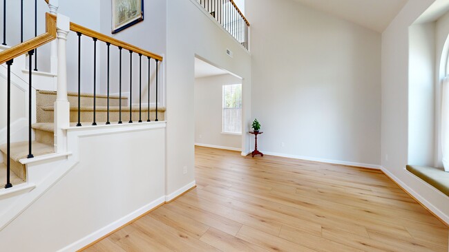 902 Summerfield Crescent, Chesapeake, VA 23322 - photo 3