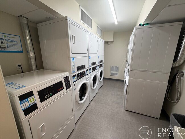 1200 Massachusetts Ave unit 321, Cambridge, MA 02138 - photo 2