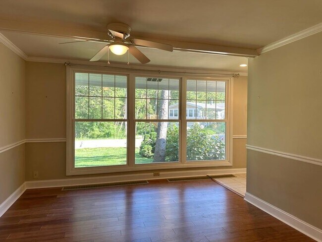 856 Brickley Dr, Fontana, WI 53125 - photo 5