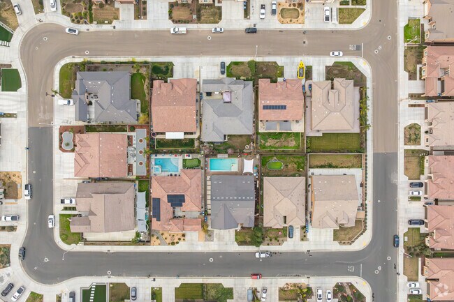 Most of the newer homes in Tulare have room for a swimming pool