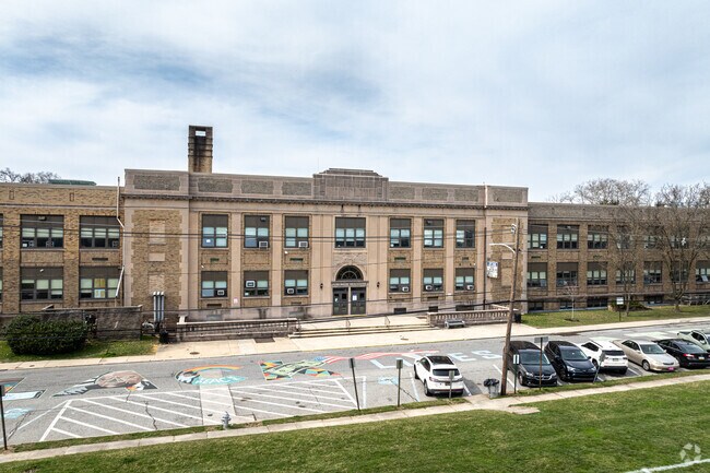 Penn Wood High School has 1,510 students in grades 9-12.