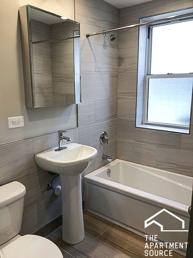 1932 W Winona St unit 3, Chicago, IL 60640 - photo 7