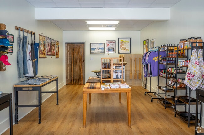 Lan Yap Downtown has kitchen supplies, cookbooks and more in Downtown Houma near Acadian.