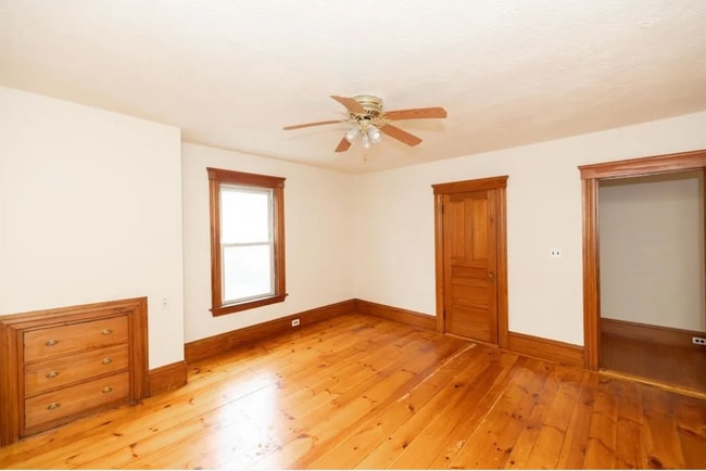 9 Englewood Ave unit Rooms, Worcester, MA 01603 - photo 4