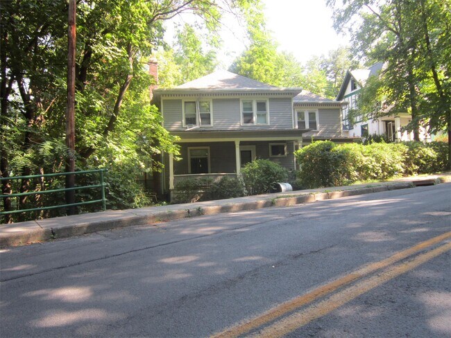 130 University Ave unit 130.5, Ithaca, NY 14850 - photo 2