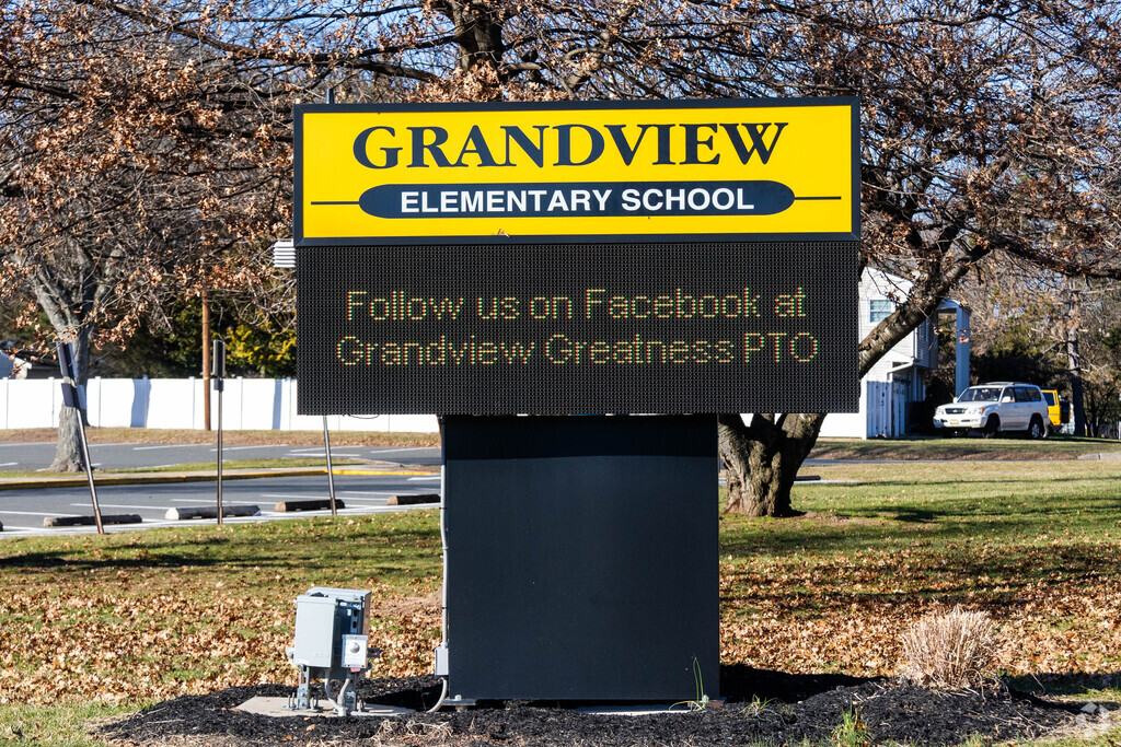 The Grandview Elementary School is home to students in grades PK through 3.