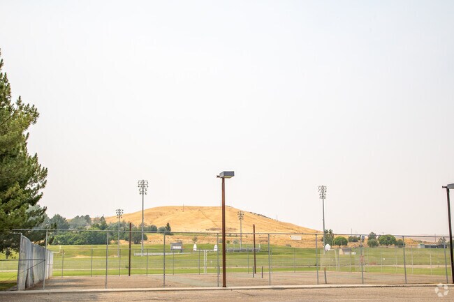 Student athlete tennis courts at Glenns Ferry High School.