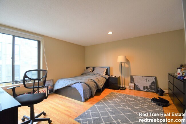 85 Brainerd Rd unit 2, Allston, MA 02134 - photo 5