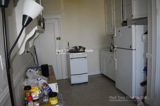 4 Vinal St unit 7, Brighton, MA 02135 - photo 2