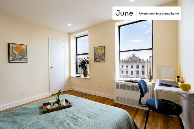 325 Lenox Ave, New York, NY 10027 - photo 3