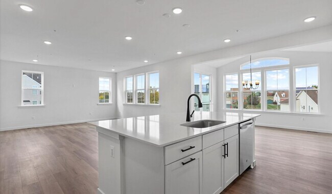 13702 Pulaski Dr, Hagerstown, MD 21742 - photo 6