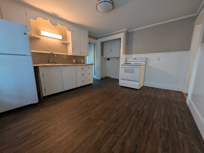 19 Union St, Somersworth, NH 03878 - photo 4