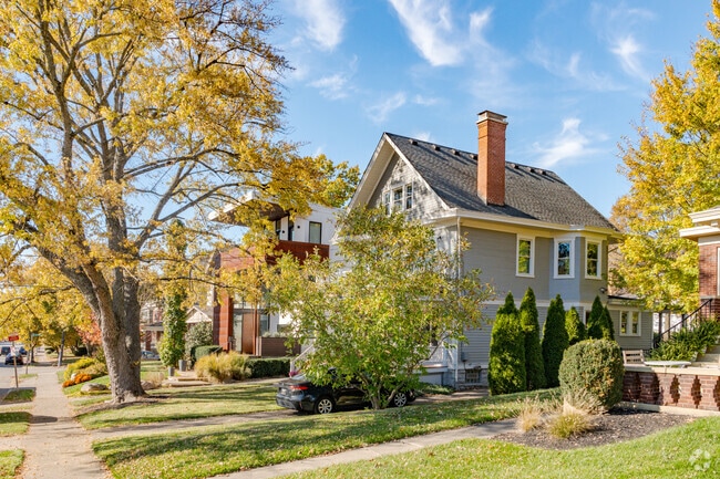 Newer 2015 homes can be found in the Hyde Park area alongside older homes from the early 1900s.
