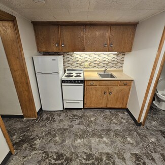 1134 11th St N Unit North Basement, Fargo, ND 58102