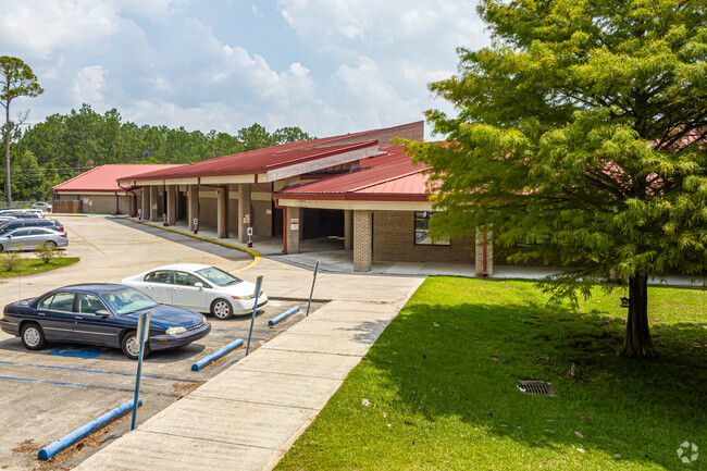 At Honey Island Elementary School students become confident communicators.
