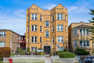 3728 W Wilson Ave Unit Garden, Chicago, IL 60625