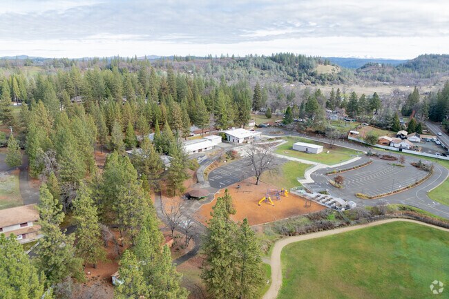 Gold Oak Elementary is in a fringe rural area.