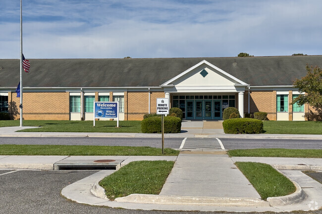 Hilda J. Barbour Elementary School, Rankings & Reviews - Homes.com