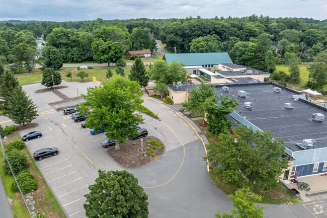 The student drop off area at the Oak Meadow Montessori School in Littleton, MA.