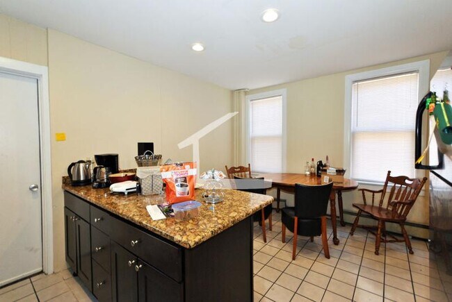 17 Bennett St, Brighton, MA 02135 - photo 4