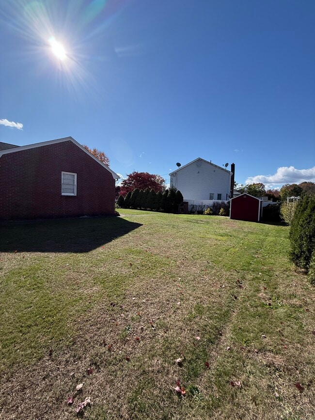 42 Suffield St, Windsor Locks, CT 06096 - photo 7