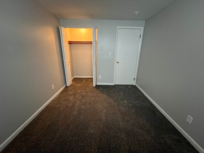 Fountainview West, Amherst, NY 14228 - photo 6