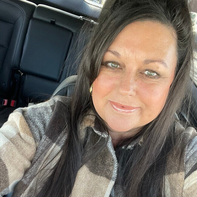 Rhonda Hunter