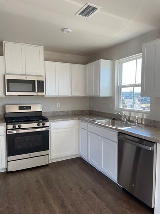 241 Conte Ct, Williamstown, NJ 08094