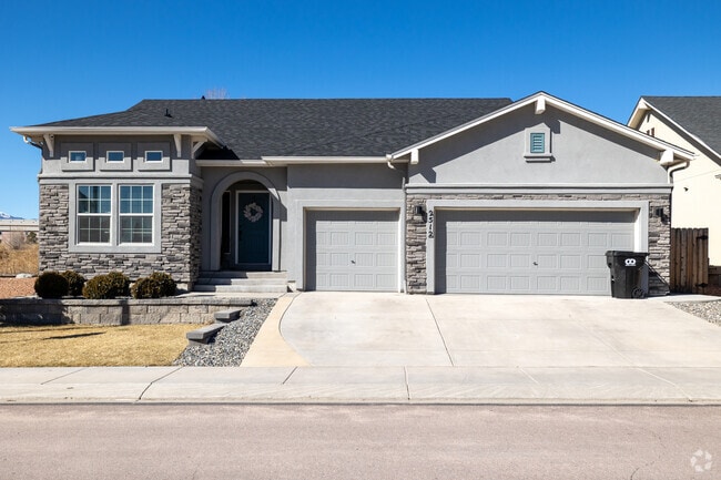 There are new homes with three-car garages in the Cimarron Hills neighborhood.