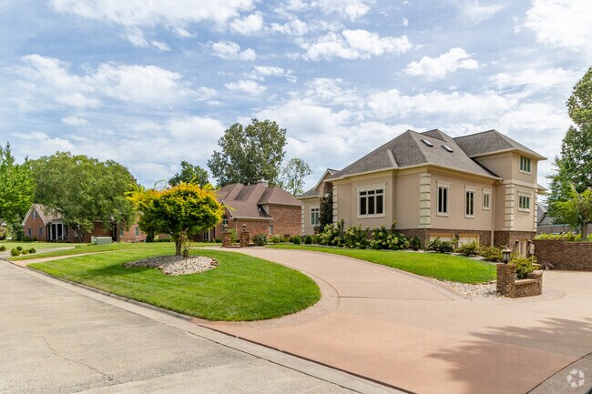 Fairfield is home to a variety of home styles and sizes.