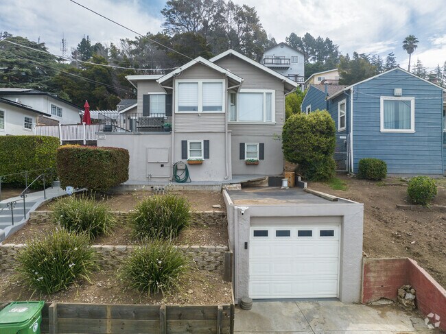 Many homes in Toler Heights date to the 1920s and have been renovated.