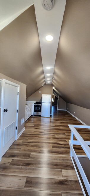 4511 S Washtenaw Ave unit 2, Chicago, IL 60632 - photo 1