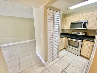 8145 NW 7th St Unit 103, Miami, FL 33126