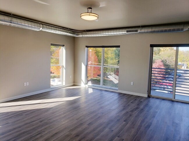 The Current, Eau Claire, WI 54703 - photo 5