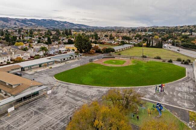 Evergreen Elementary School is an excellent public school option for San Jose children.