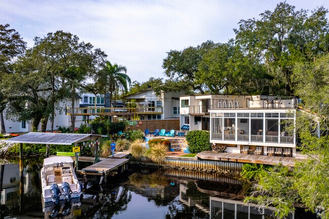 Waterfront homes in Lowry Park feature private docks and scenic river views for residents.