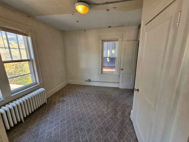 132 Simpson St unit 2, Morgantown, WV 26501 - photo 3