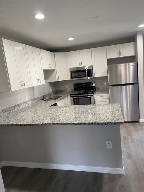 1935 Ave O SW unit 102, Winter Haven, FL 33880 - photo 2