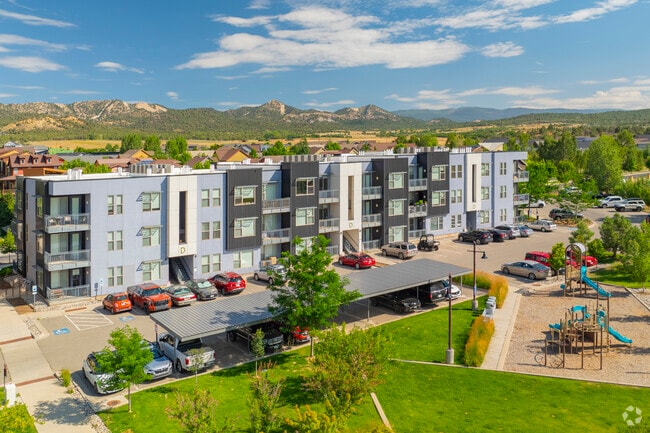 Confluence at Three Springs